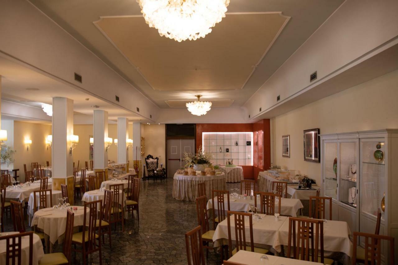 Hotel Terme Bologna Абано Терме Екстериор снимка